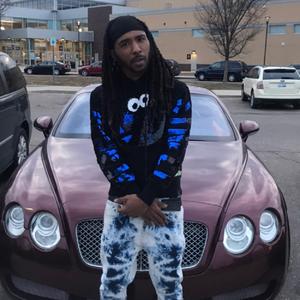 Pussy (feat. IcewearVezzo)