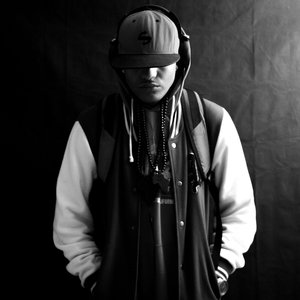 Tira os pés do chão (2022 Version)