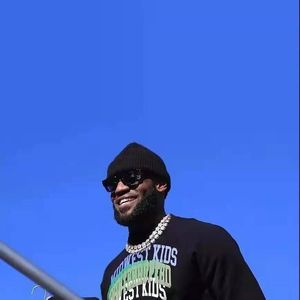 Let Me Kiss You（prod Gr33nartBeats）