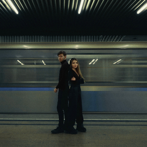 Закрытые двери