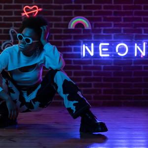 NEON (Radio Edit)
