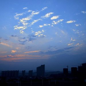 繁星小镇睡觉前必听