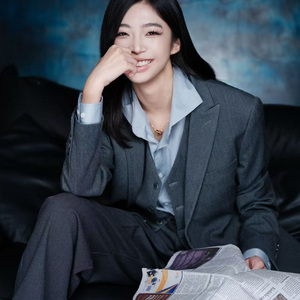 ชื่อ｜शीर्षक