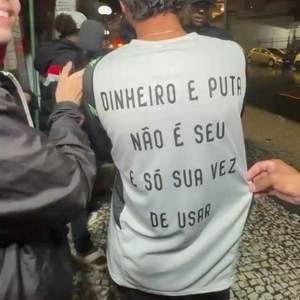 DINHEIRO E PUTA NÃO É SEU, É SÓ SUA VEZ DE USAR