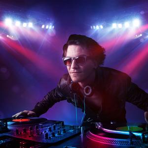 Windows XP (Sounds Remix) (电脑死机之歌)