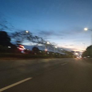 福克斯庆功酒纯伴奏（翻自 偷偷喜欢很久）