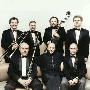 Prvá skladba (feat. T&R Band & Peter lipa) (Live)