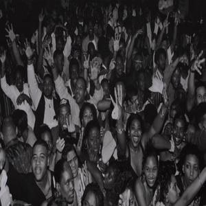club musix (feat. luvrello)