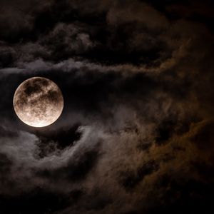 2 (La Luna)