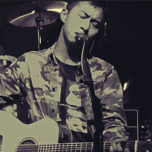 那个忧伤的年轻人