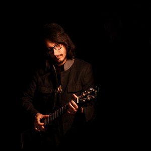 Khachar Bhitor Ochin Pakhi