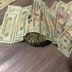 Living richest (feat. BK7)