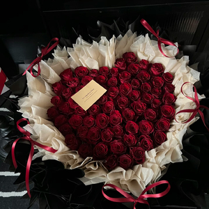 玫瑰性感却带刺