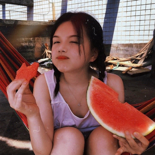 少女的征途 是五彩斑斓的夏天