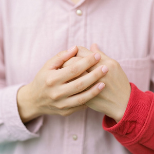 Karuwa Goodbye That Lives in My Throat