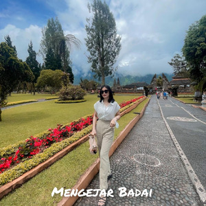 Mengejar Badai (Live)