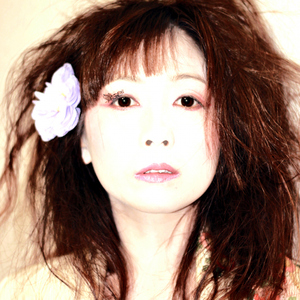 Snowdrop (Mistress Bamboo Bomber Mix)