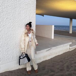 雨落下的那个夜晚我还傻傻呆在了原地