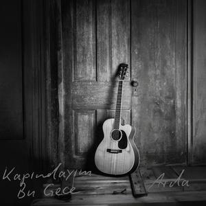 Kapındayım Bu Gece