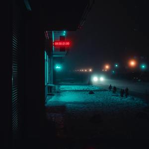 免费伴奏却又机会主义