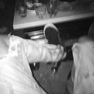 这两天喝得有点多试试舌头有没有打结