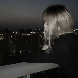 坠