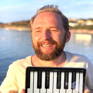 Lamba da Şişesiz Yanmaz Mı? (feat. Kubilay Sanat)