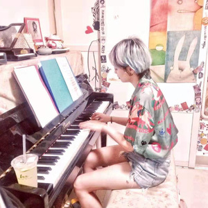 侏儒与妓女