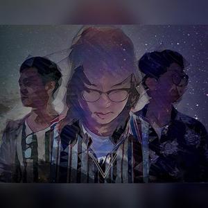 Challenger (feat. Travis & Jinue)