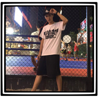 《 速 度 的 激 情 》