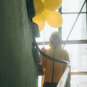 С тобою свет, невыносимый свет