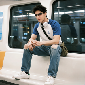 迷宫里的圆舞曲