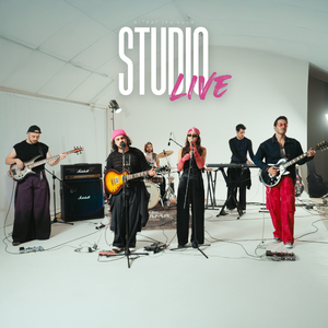 Takılıyorum Ben (Studio Live (Pink))