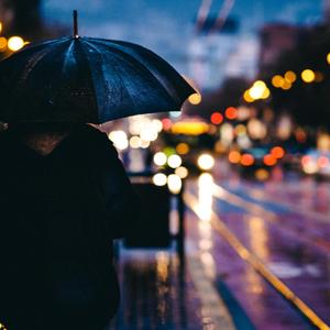 雨夜追忆（雷雨）