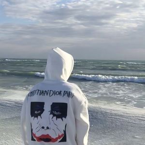 窗外已放晴，我的爱怎么停