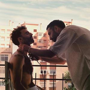 (T) (feat. chan0miermano)