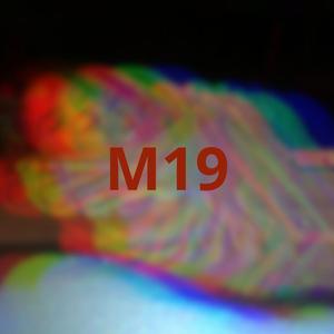 M19