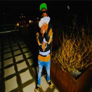 Winners Circle (feat. Toju & Dozefy)