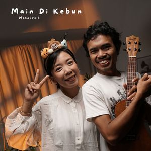 Main di Kebun