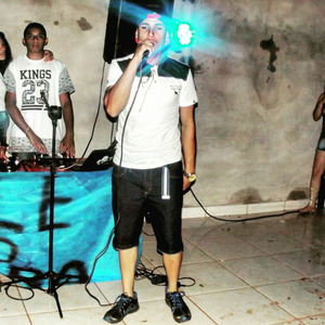 Ela Não É de Ninguém