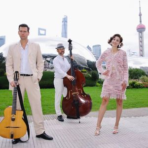 SuDongPo sur les Champs-Elysées [苏东坡在香榭丽舍]