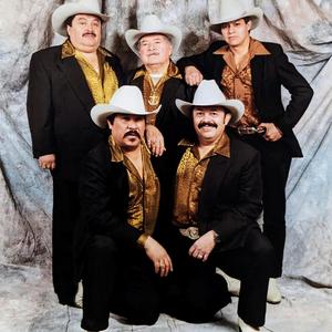 Manuel Mejia (feat. Forajido U.S.A)