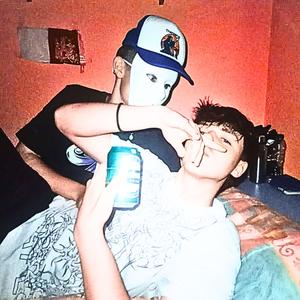 histeria colectiva (feat. RAPHA)