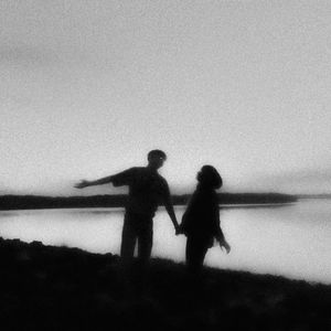 HER EYES/GLIMPSE OF US