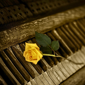 pianoSwing