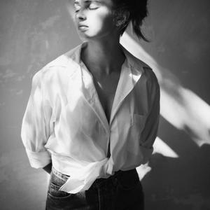 Plot (feat. Raezzy & geoxwillspedup)