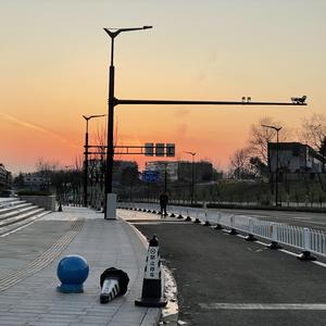 总有一天你会出现在我身边