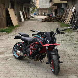 Gelip ellerimi tutana kadar beklerim seni