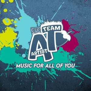 ខ្ញុំដូចជាចង់លេងសើចនឹងគេ Funky (feat. B-Artistz)