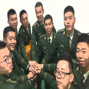 橄榄绿与藏蓝青